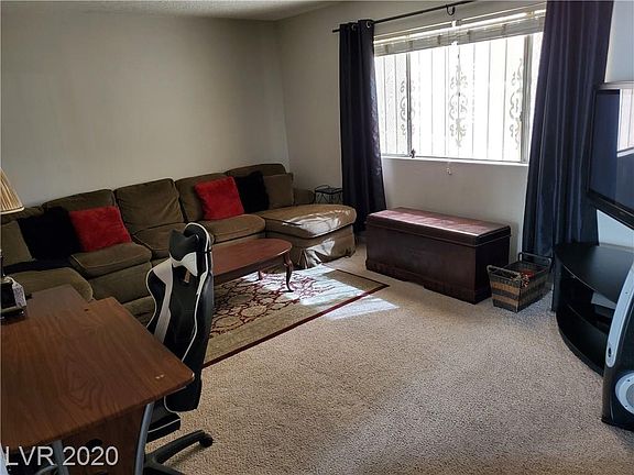 4th image of 3737 Garden North Dr