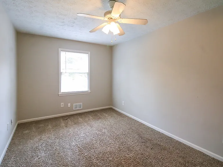6183 Fieldcrest Dr — Photo 21