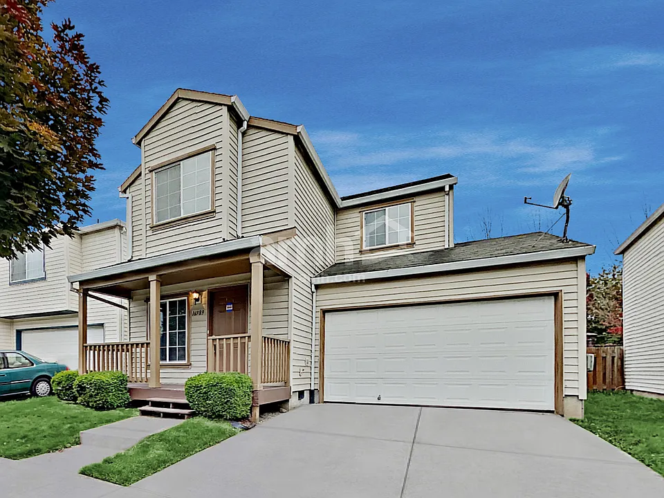 16989 SW Cashew Way