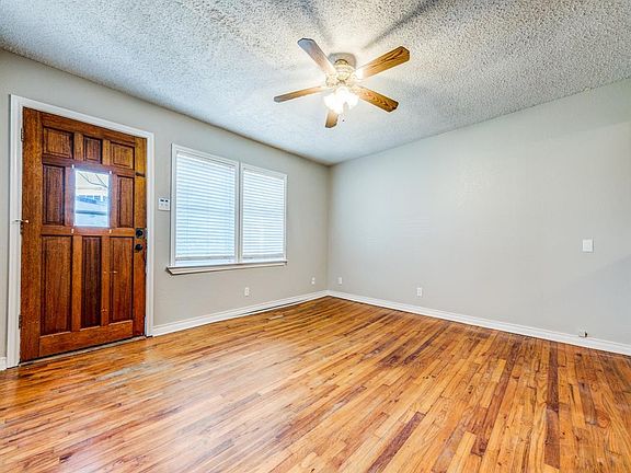4th image of 863 Twilight Dr