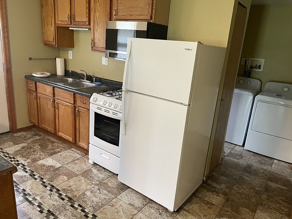 1st image of 926 Greenwood Ave #3