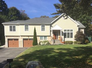 72 Pond Pl, Cos Cob, CT 06807