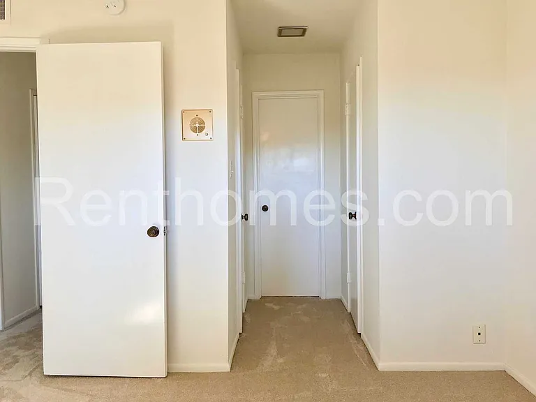 4931 Sky St — Photo 14