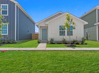 320 Nizao Ln, Bastrop, TX 78602