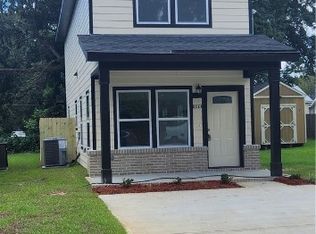 1033 Milton St, Savannah, GA 31405