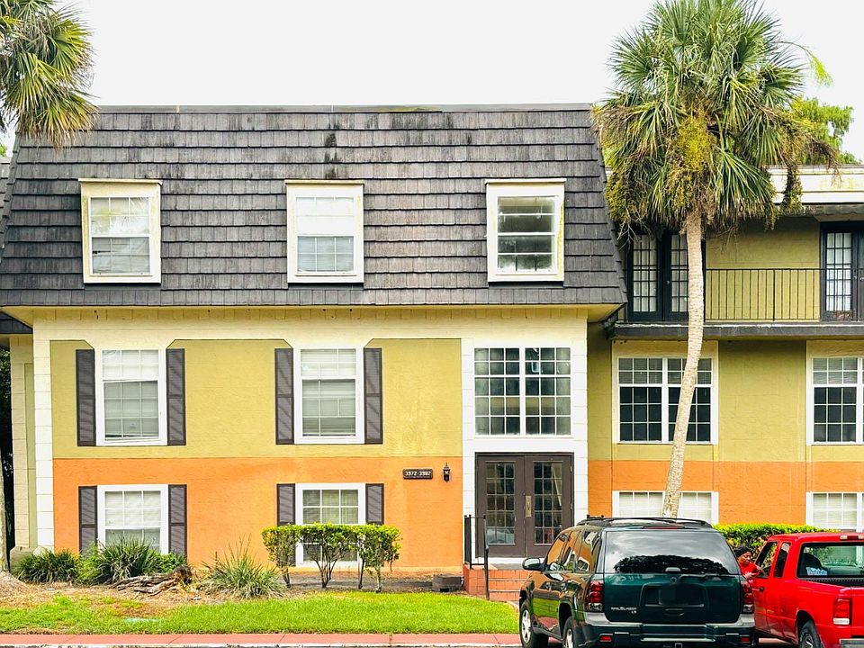 1st image of 3978 Versailles Dr Unit 3978