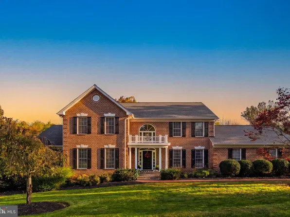 7802 Wellington Dr, Warrenton, VA 20186