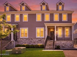 4 Blue River Way, Lakewood, NJ 08701