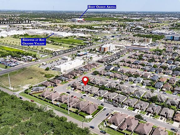 5th image of 308 Benites St