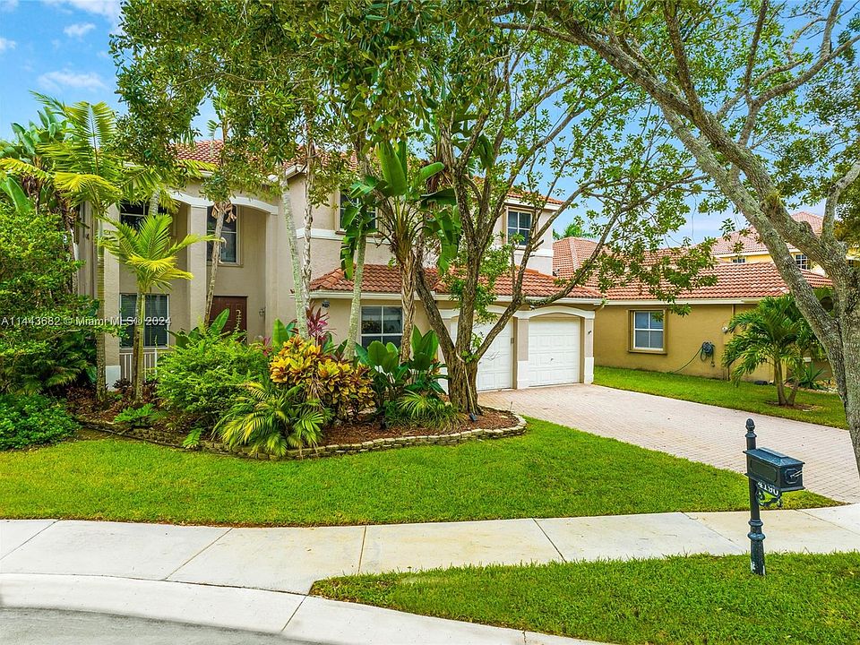 2nd image of 4190 Staghorn Ln