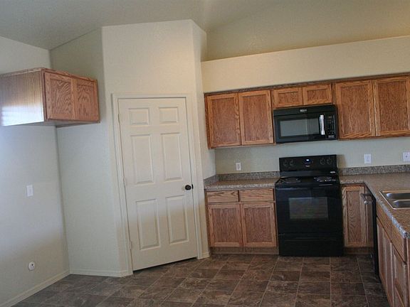 2nd image of 3052 S Brand Lee Way