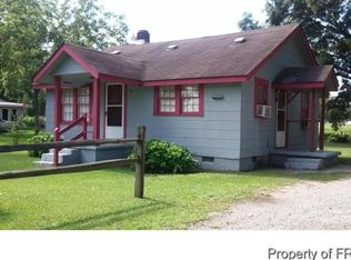 507 W 5th St, Pembroke, NC 28372