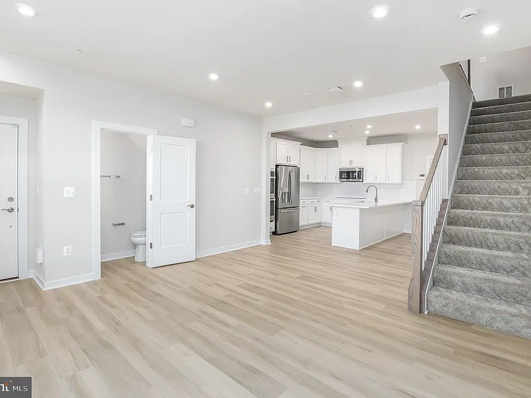44514 Wolfhound Sq — Photo 7