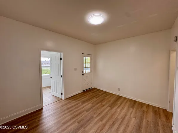 354 Horton St, Wilkes Barre, PA 18702