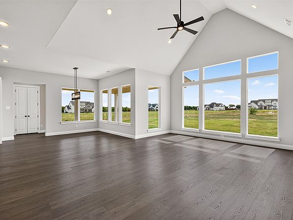 4th image of 804 Republic Row