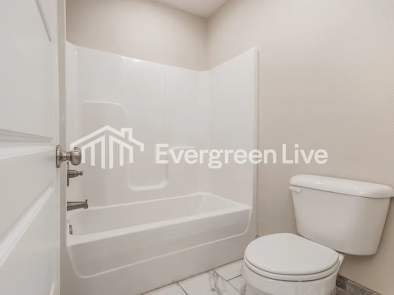605 E Osage Trce — Photo 12