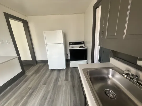 1042 W Market St, York, PA