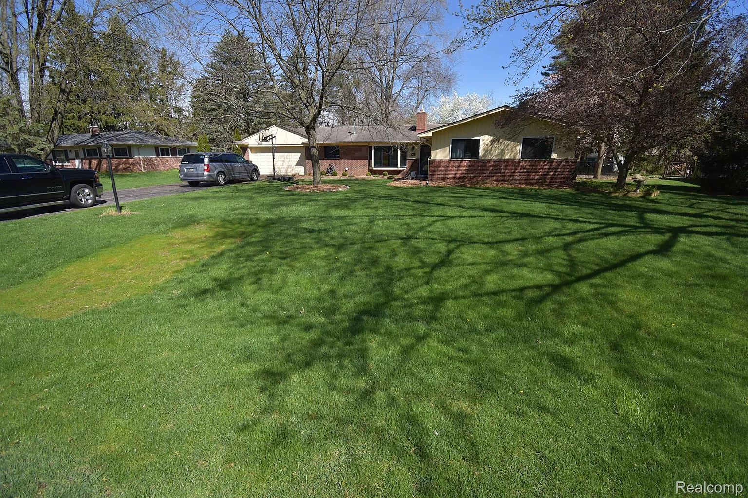 141 Nesbit Ln photo 1