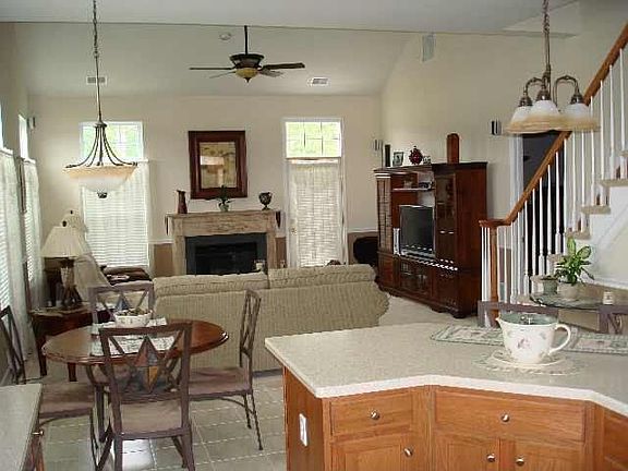 5th image of 1 Lewis Dr