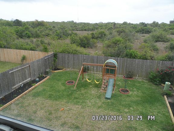 4th image of 255 Sea Breeze Dr