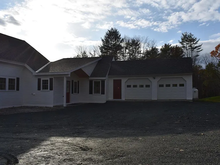 379 US Route 4 — Photo 17