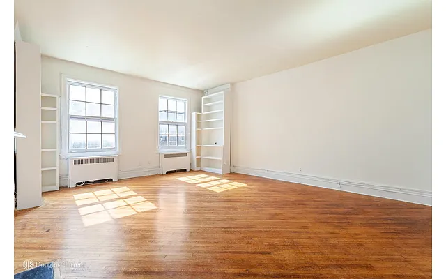 Rented by Douglas Elliman | media 13