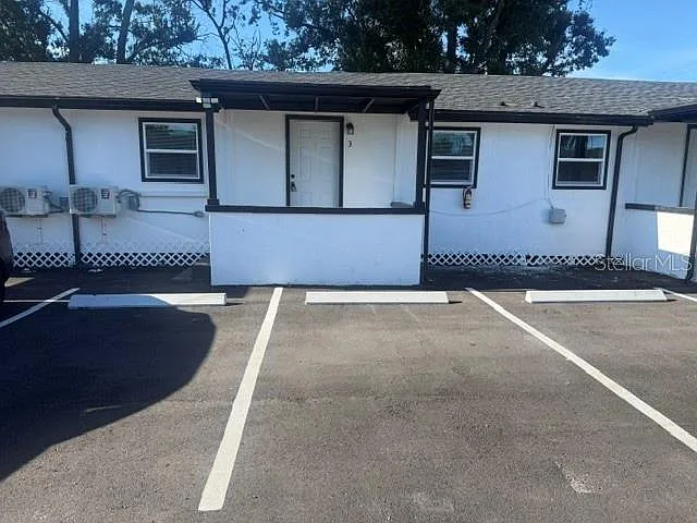 2 bed, 1.0 bath, 500 sqft, $1,419 — Photo 1