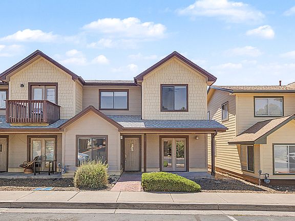 2nd image of 1519 E Payton Way #2