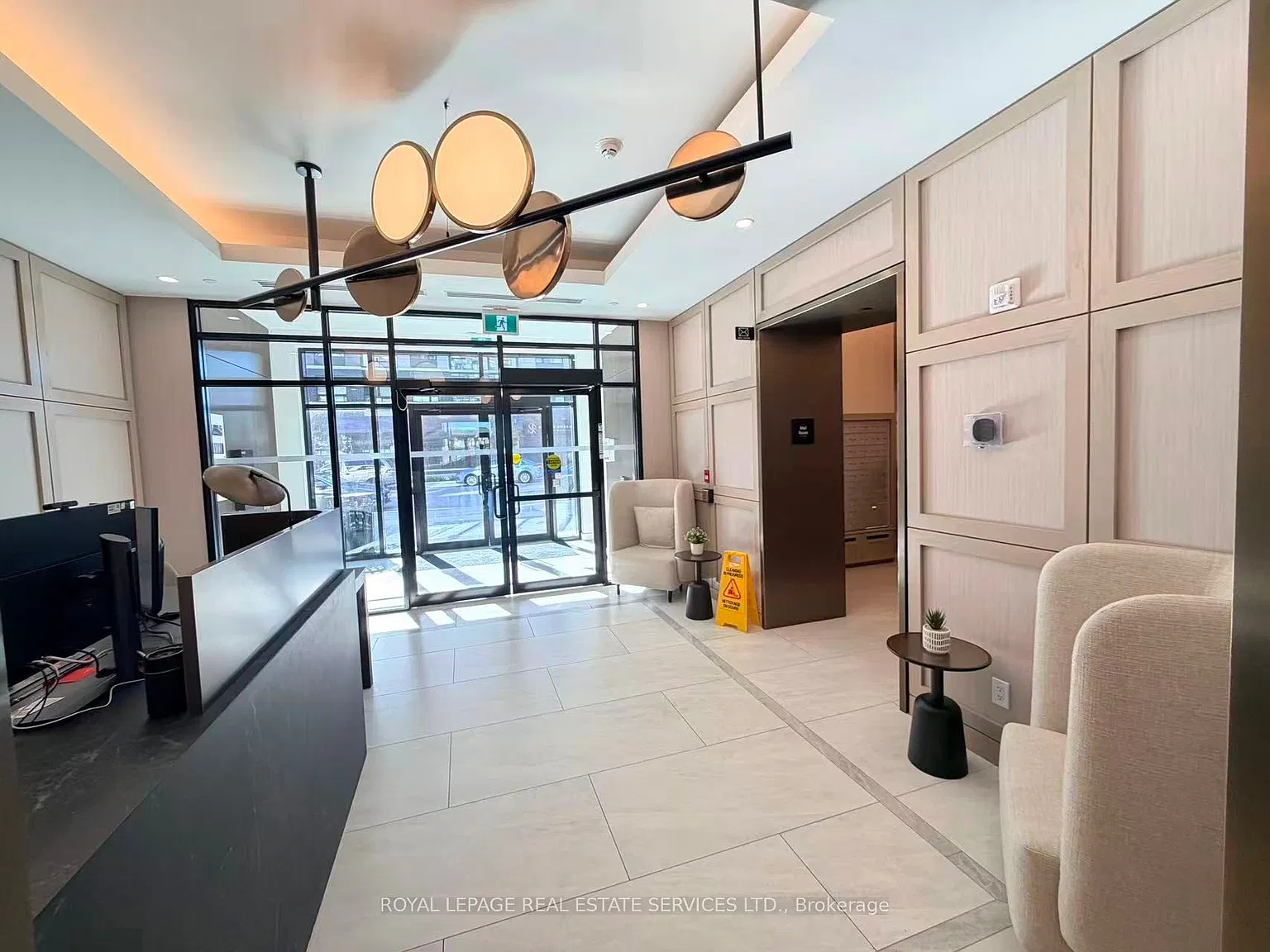 1 bed, $2,300 — Photo 2