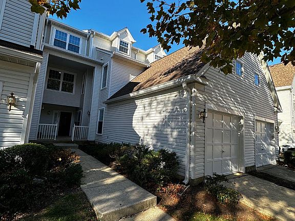 4th image of 6609 Thackwell Way Unit 2308