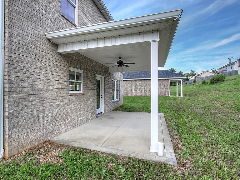 209 University Pkwy #36 — Photo 33
