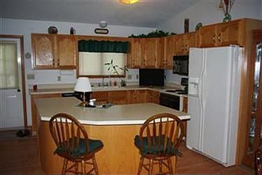 2nd image of 5800 Callaway Cir