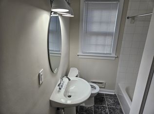 422 Roseneath Rd APT 1, Richmond, VA 23221