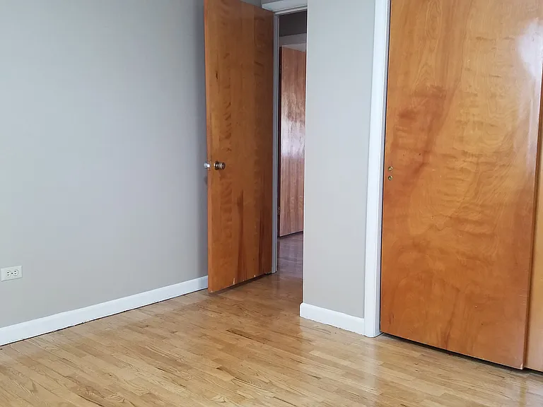 2217 Linwood Dr — Photo 7