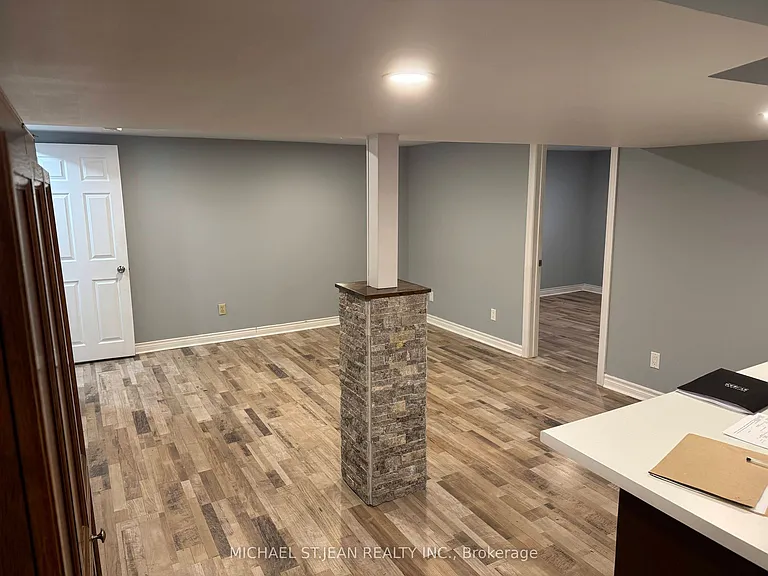 146 Winona Rd #BASEMENT — Photo 2