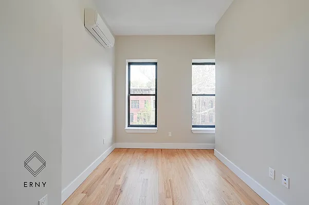 Rented by ERNY LLC | media 10