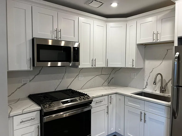 1655 W Farwell Ave #2B — Photo 5