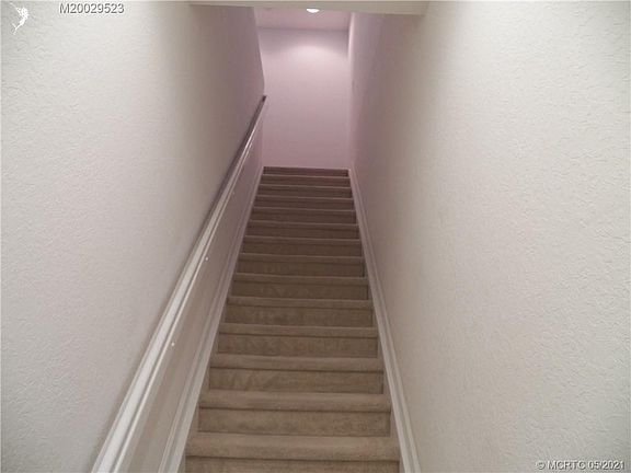 5th image of 10280 SW 219th