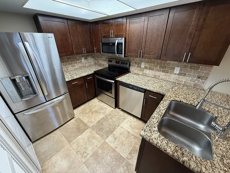18040 Midway Rd #241 — Photo 7