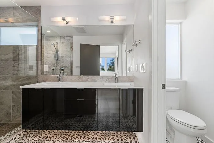 7331 Fauntleroy Way SW — Photo 36