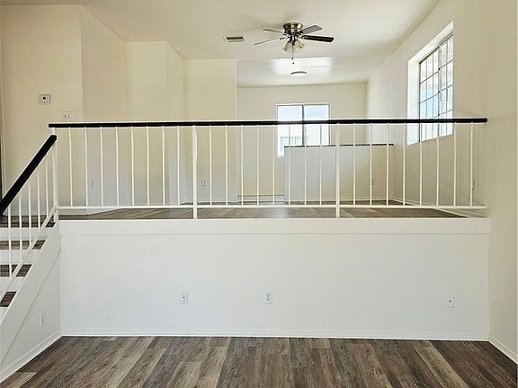 5th image of 10030 Owensmouth Ave Unit 24