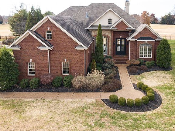 2nd image of 1206 Chloe Dr