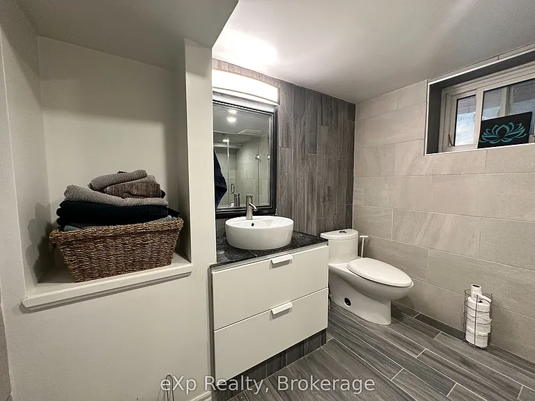 36 2nd St #3 — Photo 16