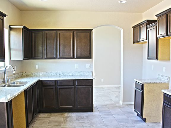 4th image of 1263 Sun Kings St