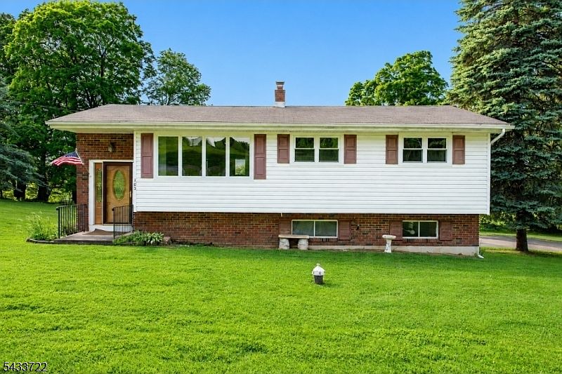 1st image of 103 Mountain Rd