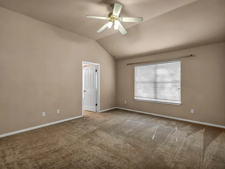 5700 Lomita Verde Cir — Photo 10