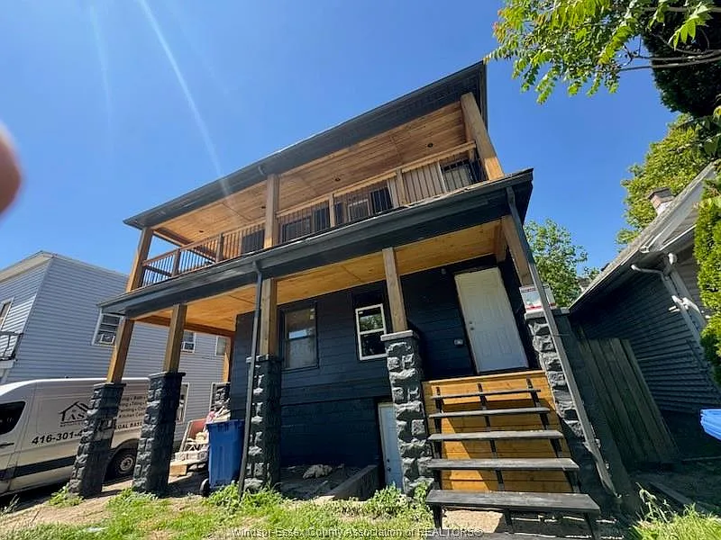 945 Wellington Ave #7