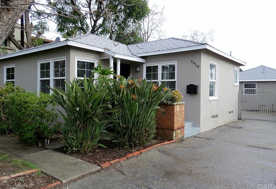 1st image of 6910 De Celis Pl