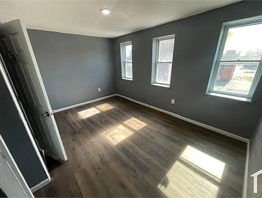 1 bed, $1,050 — Photo 4