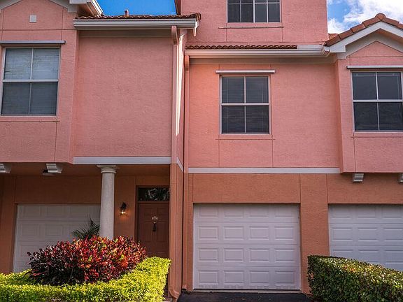 2nd image of 2034 Alta Meadows Ln APT 1308